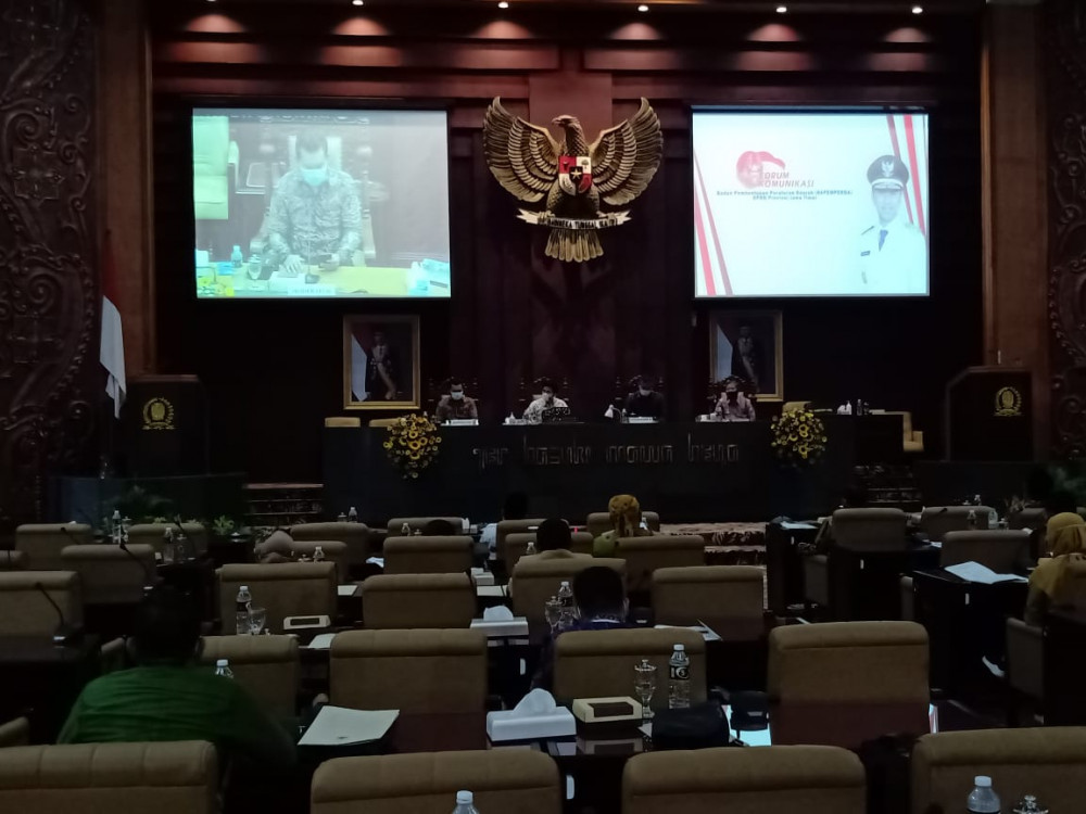 55 Perda dan 64 Pergub Jatim Perlu Disinkronkan Dengan UU Cipta Kerja