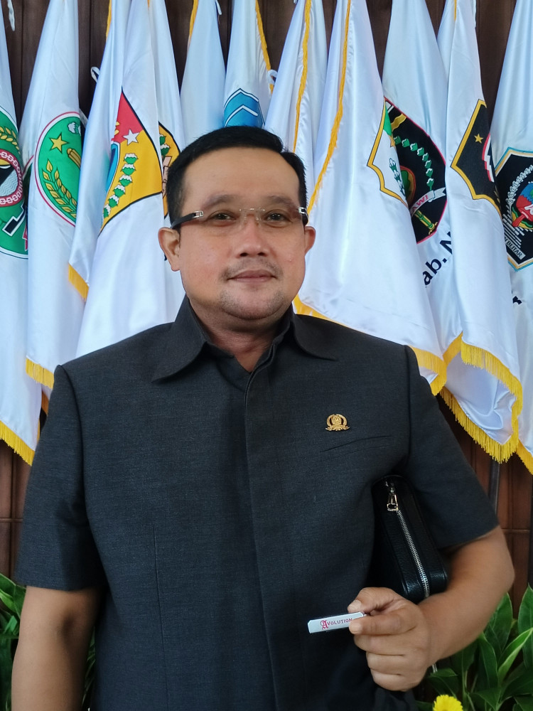 Dewan Jatim Minta Bank Jatim Mampu Bersaing Dengan Bank BUMN