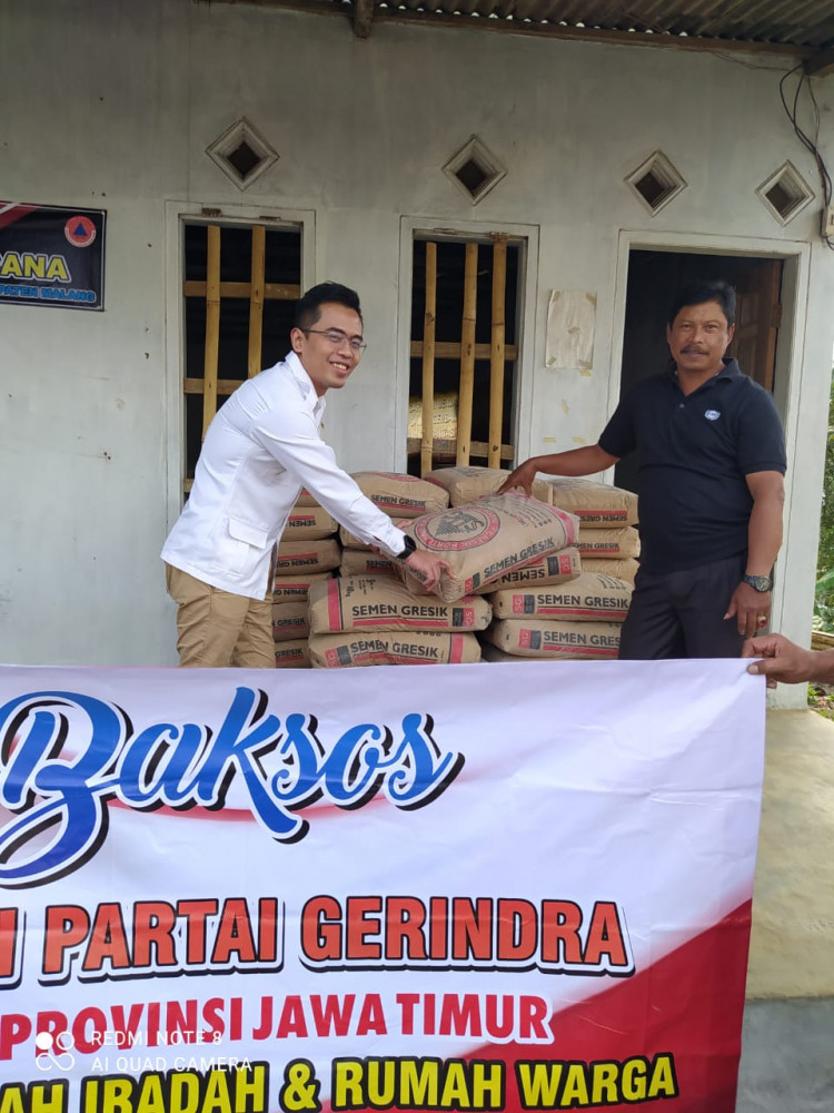 Fraksi Gerindra Kirim 1.000 Sak Semen dan 20 Truk Pasir ke Korban Gempa Malang