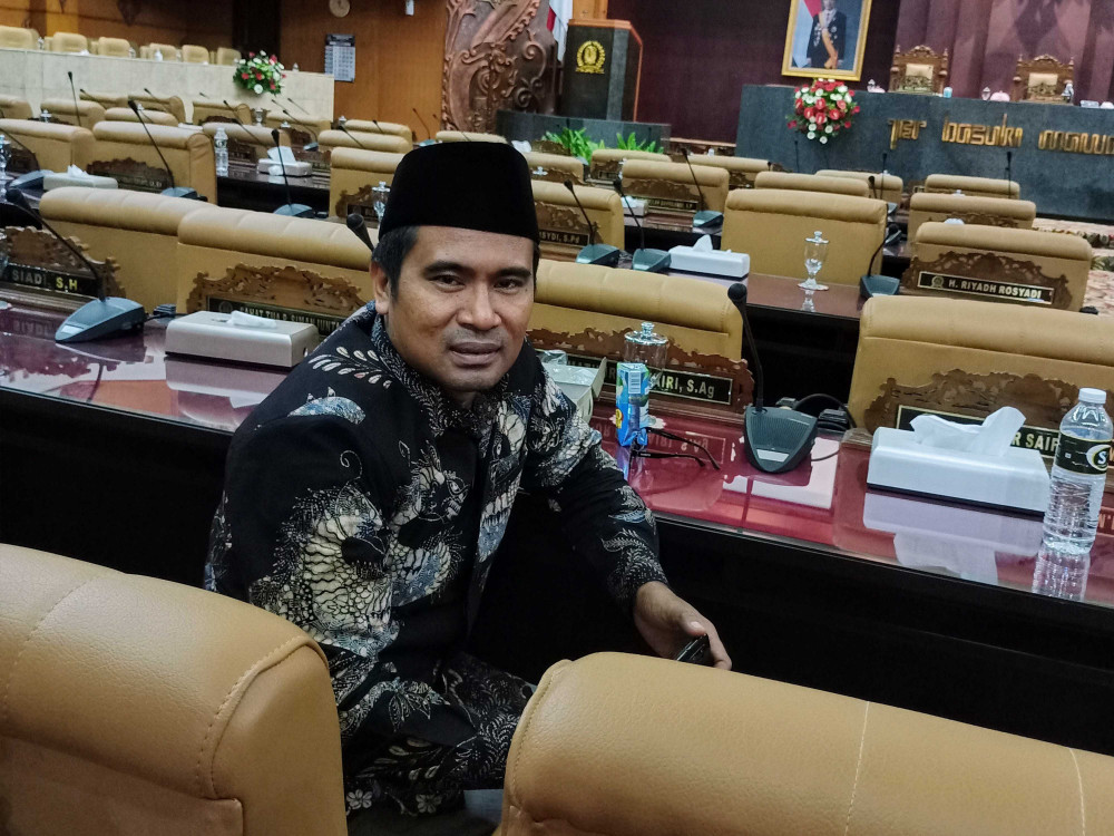 DPRD Jatim Sebut Petani Garam Madura Bisa Terbunuh Perlahan