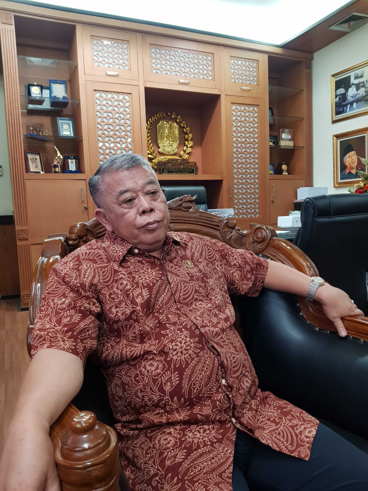 Jelang Pembahasan APBD 2022, Politik Belah Bambu Mulai Warnai DPRD Jatim