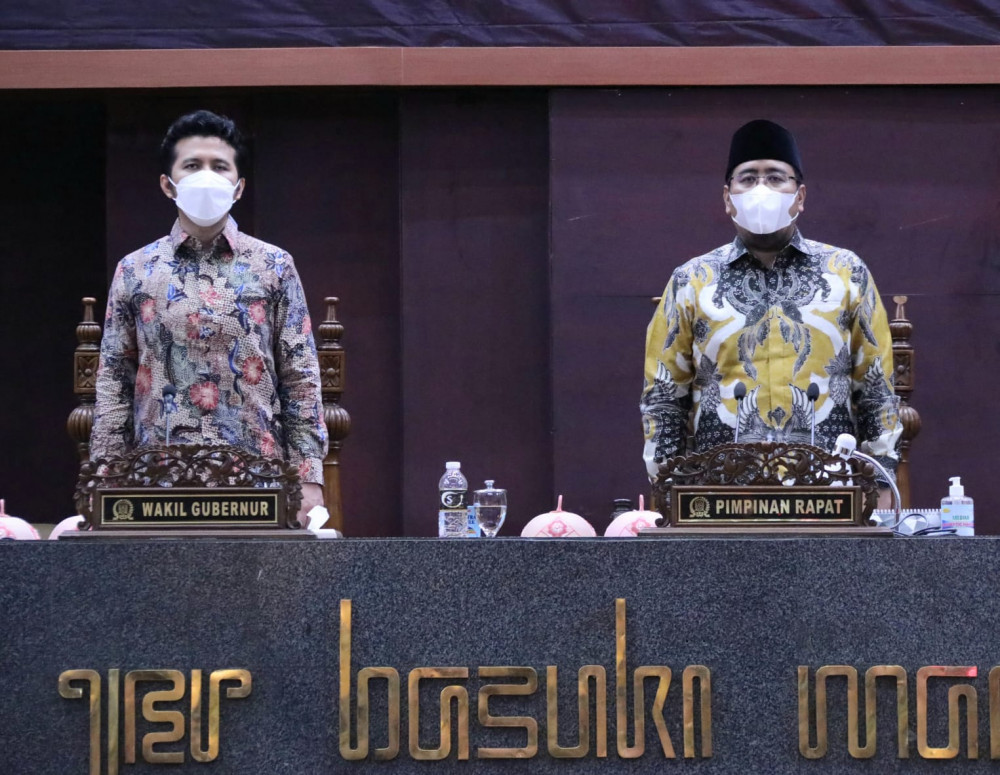 Dewan Jatim Godok Raperda Pengelolaan Sampah, Wagub Jatim Dukung Disegerakan