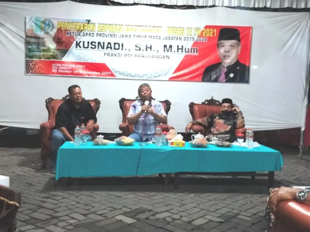 Kusnadi Terima Aduan Masalah Fasum Saat Reses III di Sidoarjo