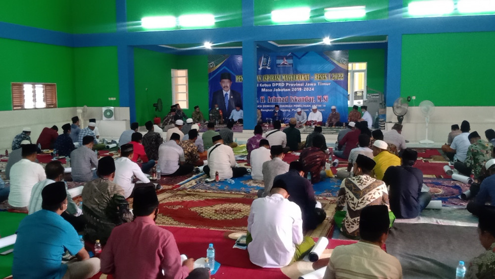 Achmad Iskandar Dicurhati Warga Pamekasan Soal Kepesertaan BPJS Dinonaktifkan