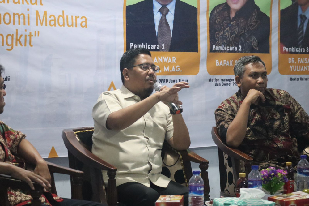 Anwar Sadad Ajak Mahasiswa UNIRA Ikut Sumbang Pemikiran Dalam Pembangunan