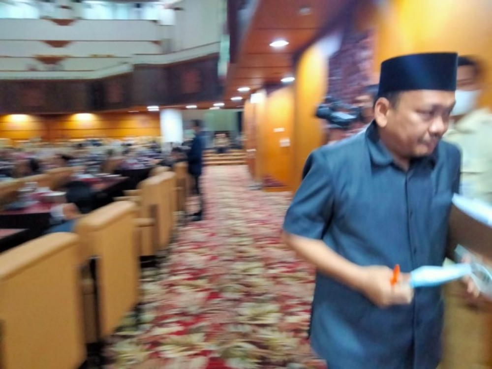 Pembahasan R APBD 2023 Dinilai Amburadul, Siswanto Walk Out dari Paripurna DPRD Jatim