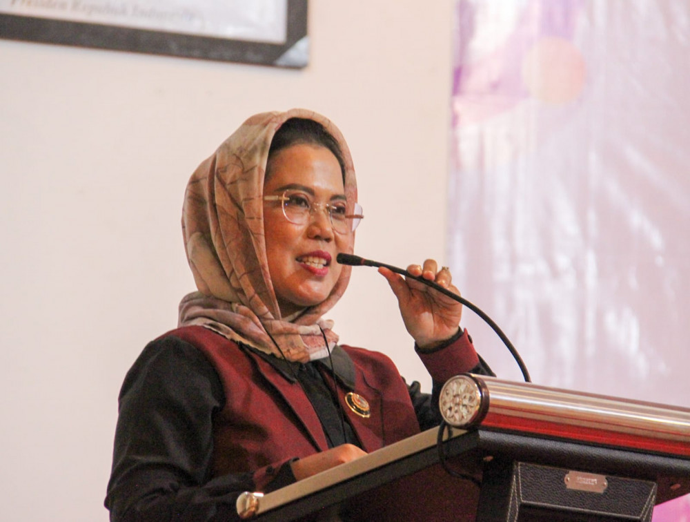 Resmikan Polindes Desa Sananrejo, Sri Untari Diarak Ratusan Warga Desa