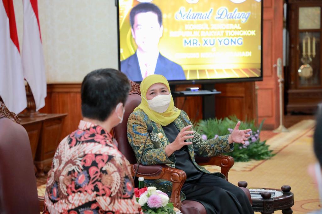 Gubernur Khofifah Bersama Konsul RRT Xu Yong