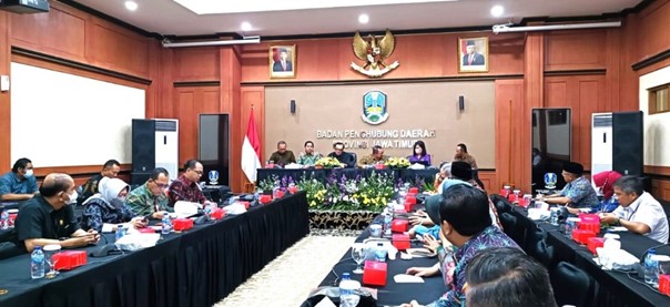 Rapat Kerja pada KPU, DPRD Jatim dan pihak terkait di Badan Penghubung Provinsi Jawa Timur Jl. Pasuruan Nomor 16 Jakarta