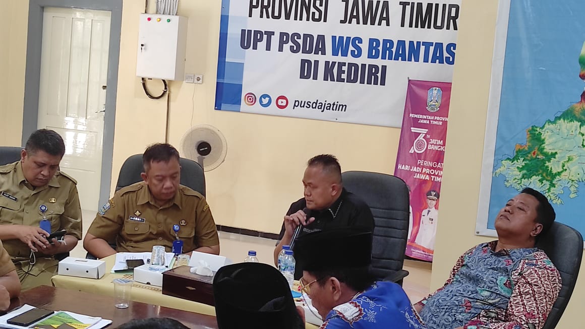 Ketua Komisi D DPRD Provinsi Jawa Timur Dr. Agung