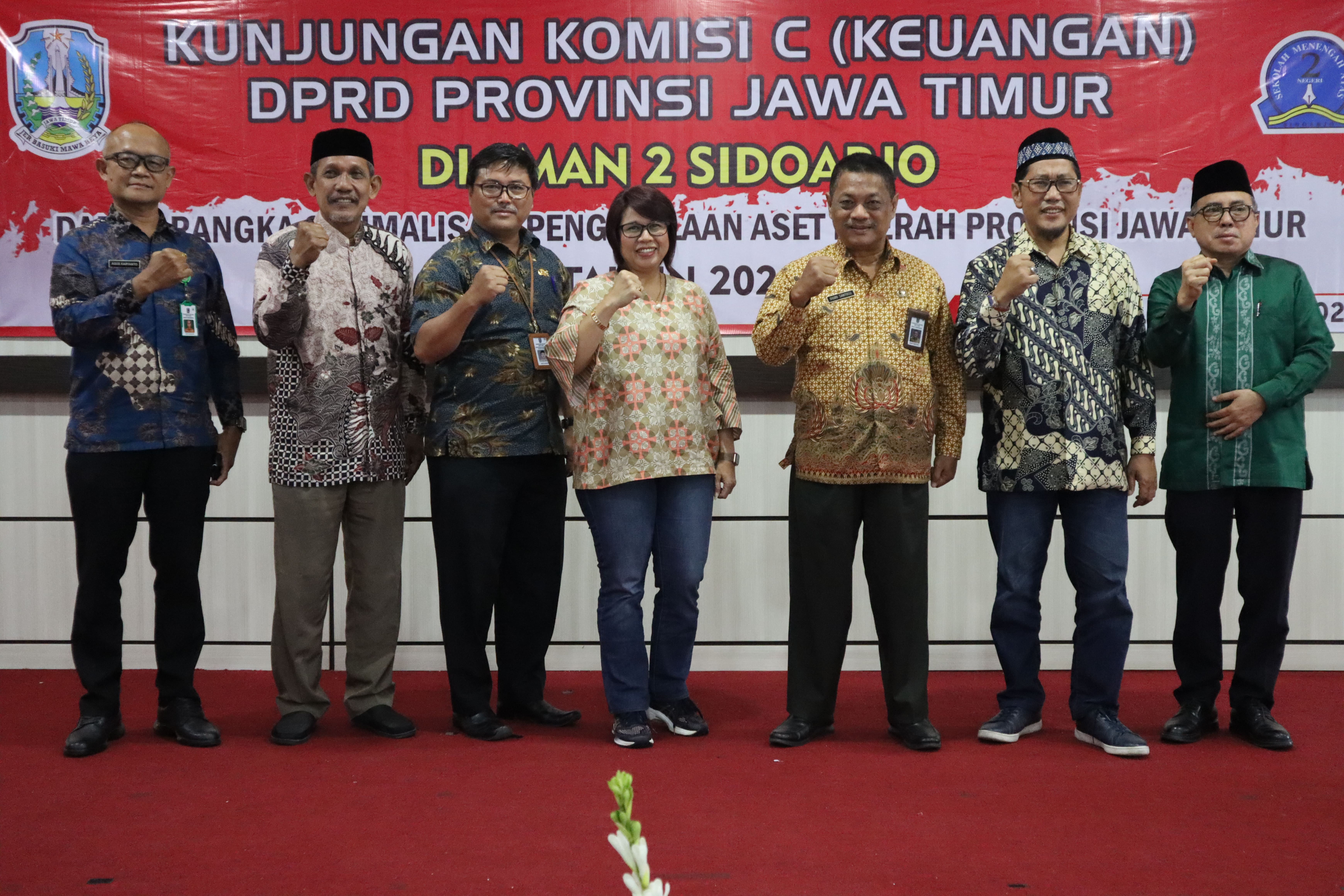 Kunjungan Kerja Komisi C DPRD Jawa Timur dalam rangka monitoring aset Pemprov Jatim di SMAN 2 Sidoarjo