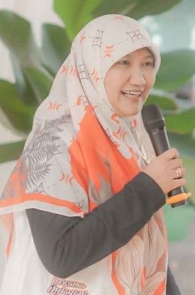 Anggota DPRD Prov. Jatim, Hj. Lilik Hendarwati.