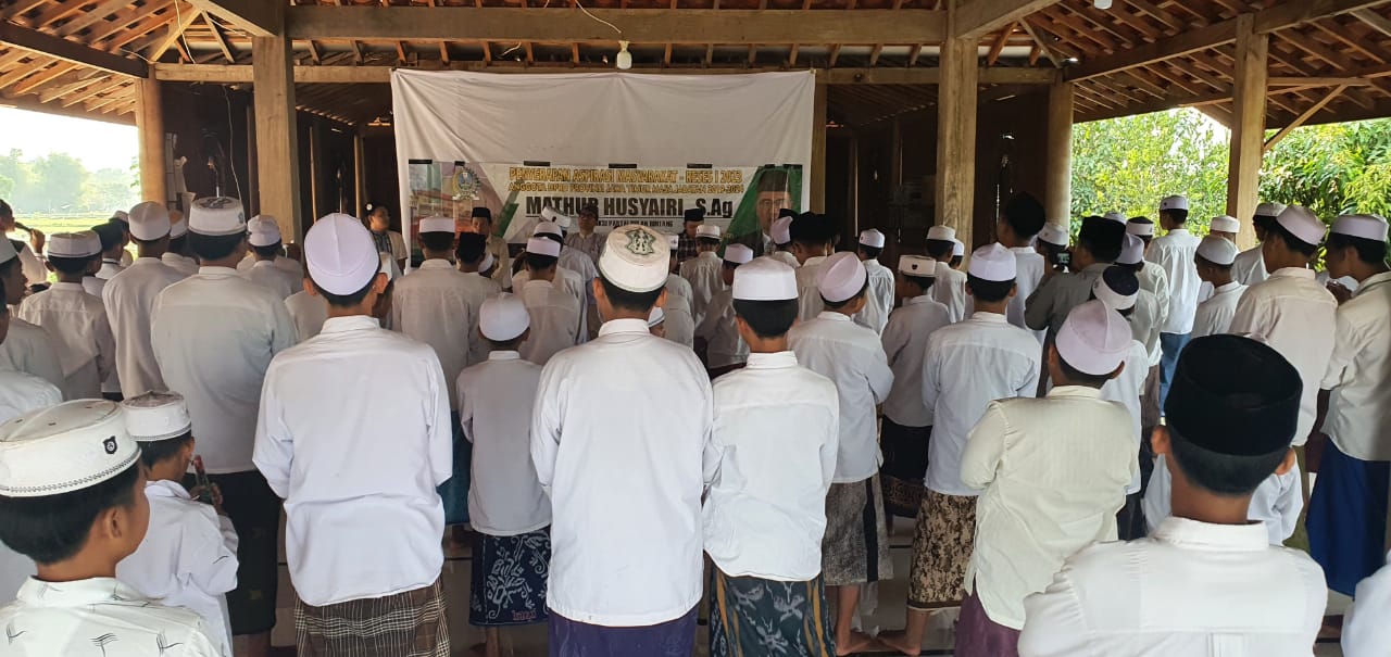 Anggota Komisi E DPRD Jawa Timur Mathur Husyairi menegaskan siap mendukung segala upaya dalam pengembangan pendidikan di Ponpes  Al-Qur'an Al Makkiyah di Kecamatan Burneh, Kabupaten Bangkalan.
