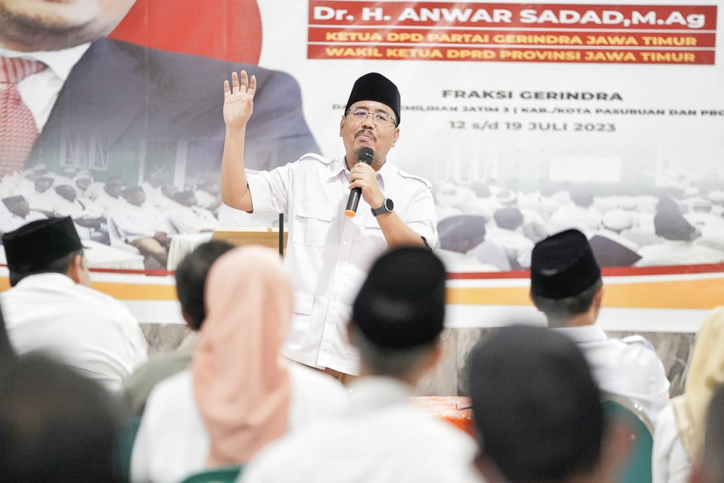 Wakil Ketua DPRD Provinsi Jawa Timur Anwar Sadad turut serta turun langsung bertemu masyarakat di wilayah Kabupaten Pasuruan, Kota Pasuruan, Kota Probolinggo dan Kabupaten Probolinggo