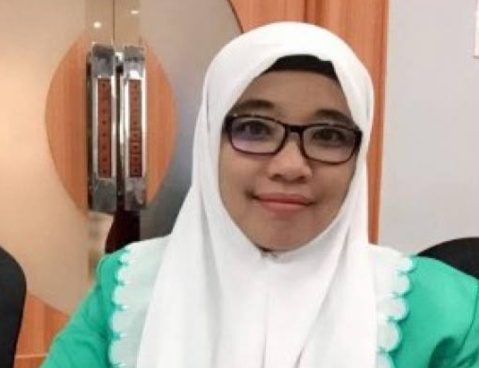 wakil ketua komisi E DPRD provinsi Jatim Hikmah Bafaqih MPd