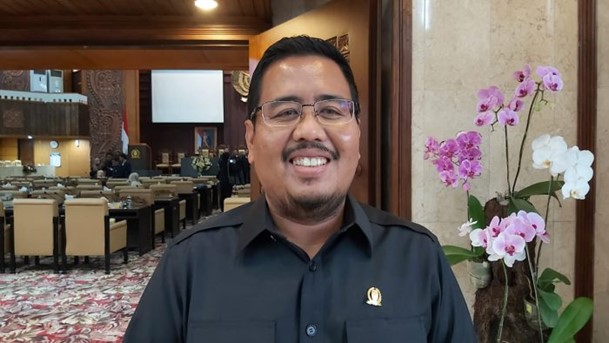 Wakil DPRD Jatim Anwar Sadad