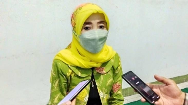Anggota komisi E DPRD Jawa Timur Siti Mukiarti