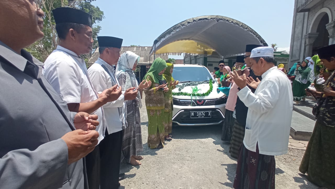 Anggota komisi E DPRD Jawa Timur Siti Mukiyarti