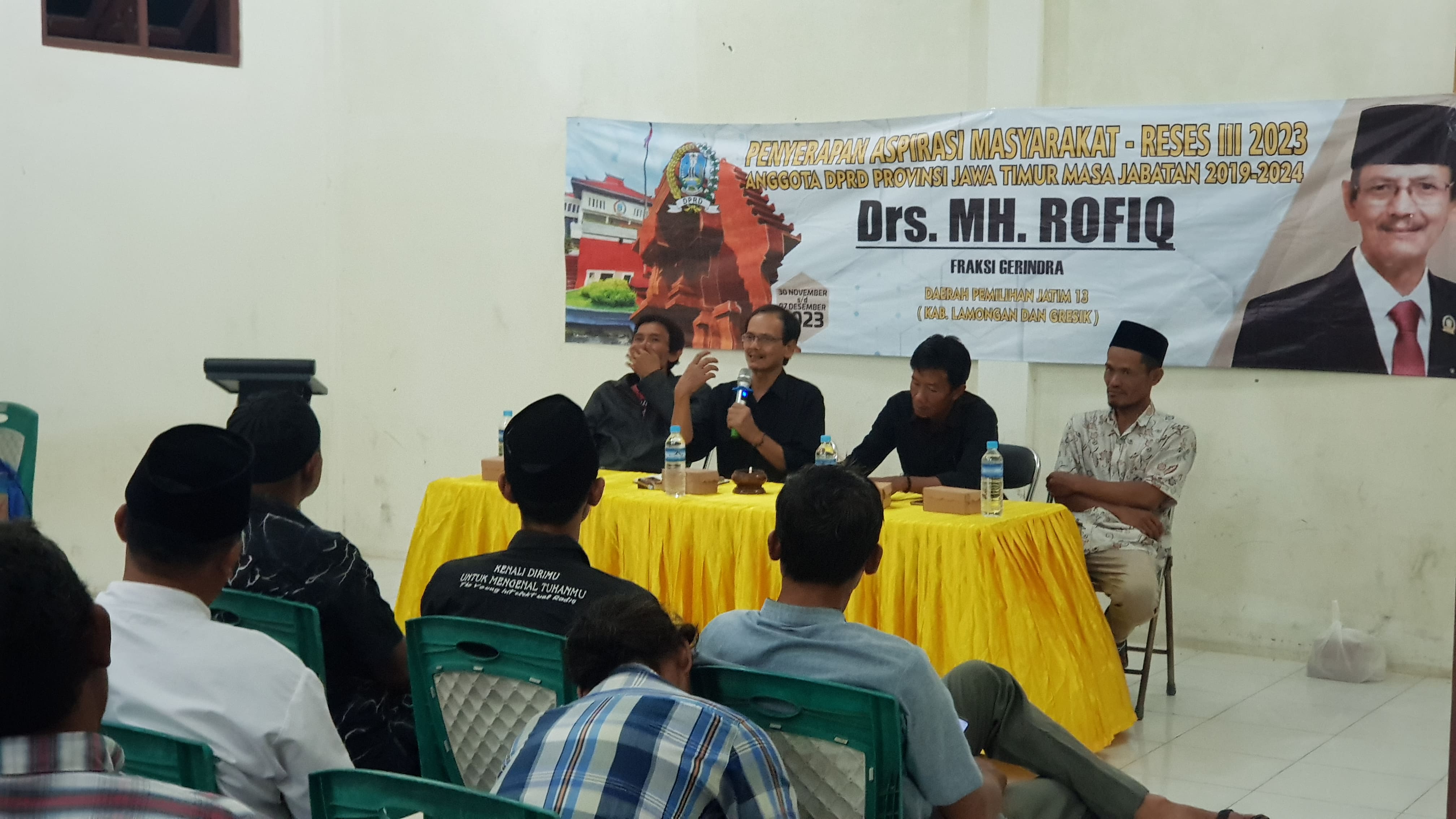 Anggota DPRD Jatim Dapil Lamongan Gresik Drs MH Rofiq