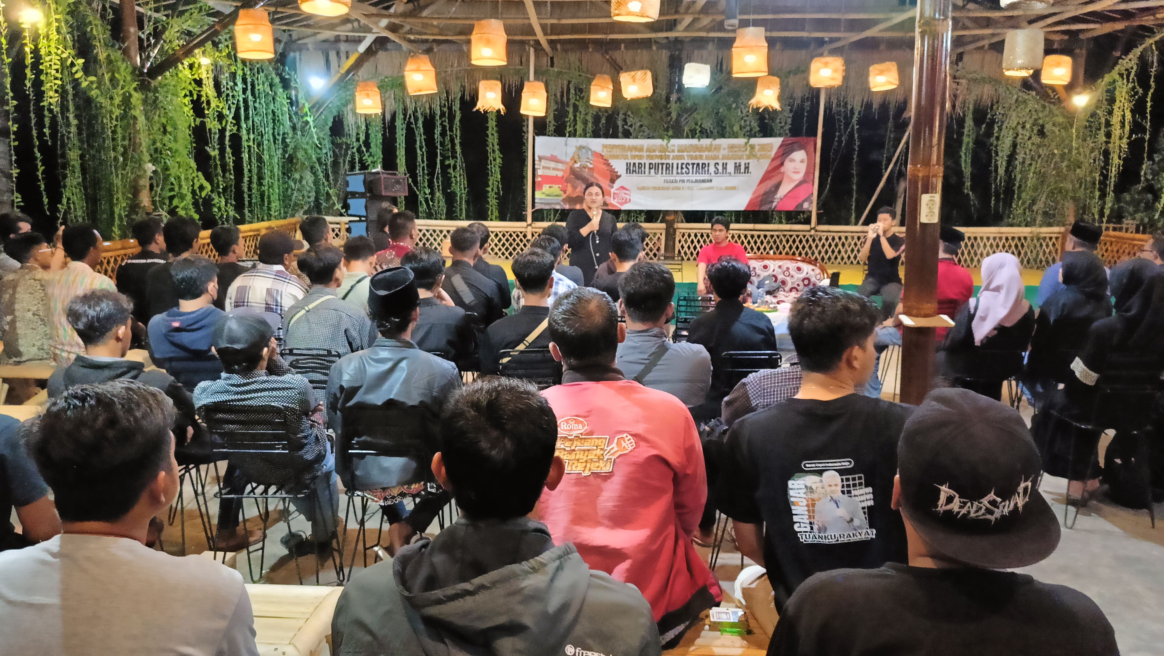 Anggota DPRD Jawa Timur , Hari Putri Lestari