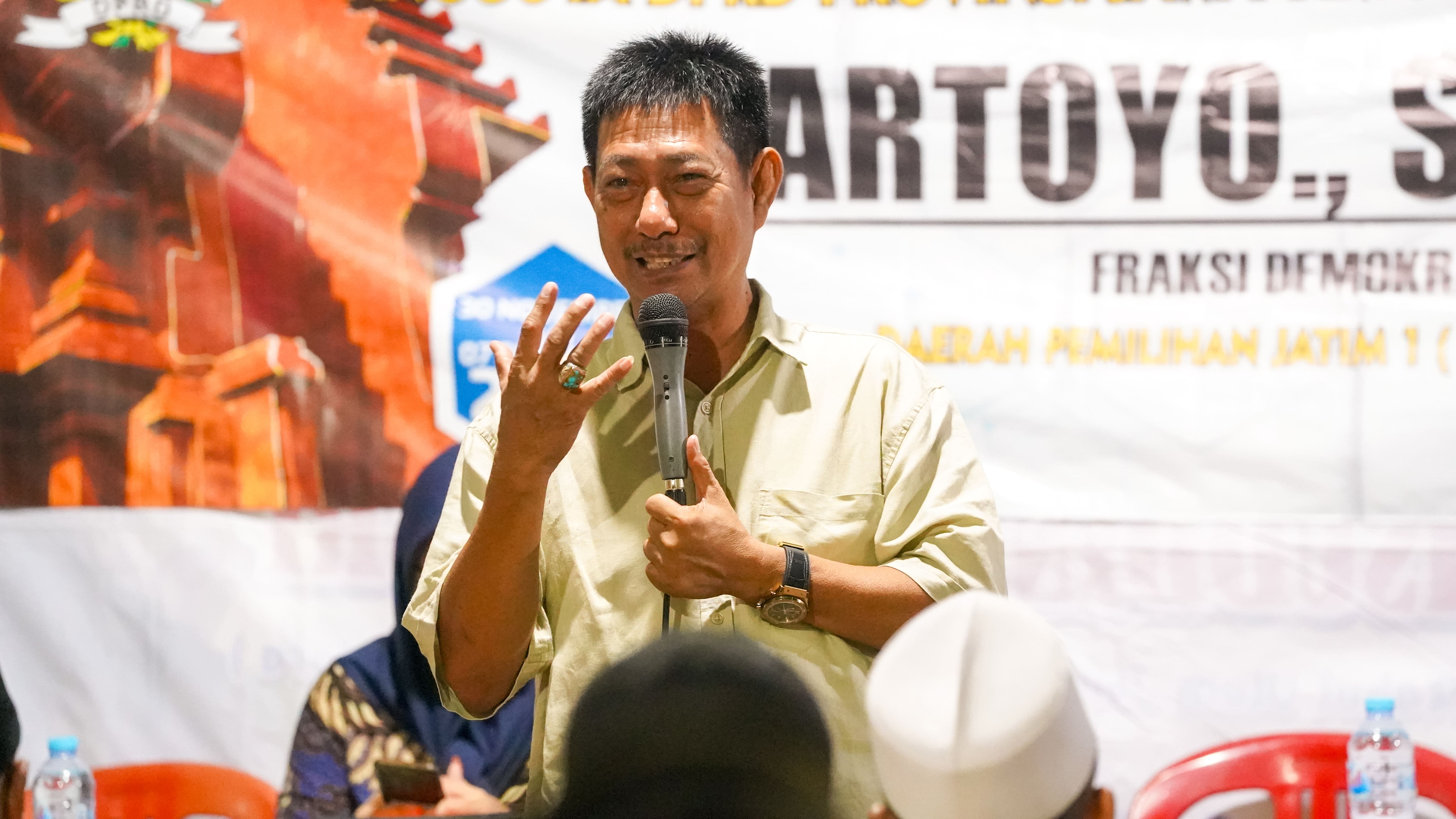 Anggota Komisi E DPRD Provinsi Jawa Timur Hartoyo menggelar serap aspirasi Reses III DPRD Provinsi Jawa Timur di Morokrembangan Kec. Krembangan, Jum'at (1/12/2023).