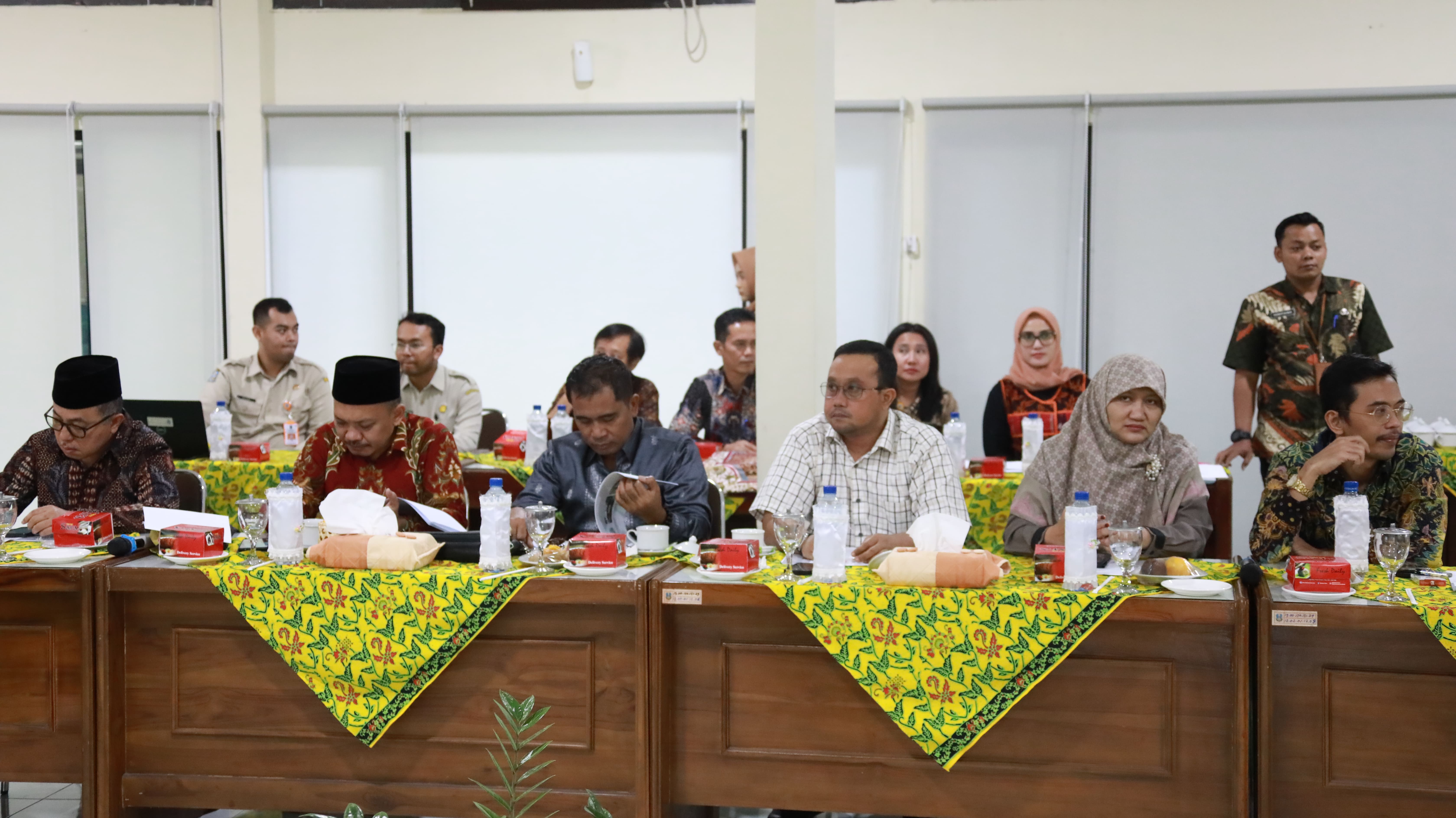 Badan Anggaran (Banggar) menekankan sinergi yang harus dilakukan oleh stakeholder yang ada di Kota Mojokerto untuk meningkatkan potensi-potensi Pendapatan Asli Daerah (PAD)