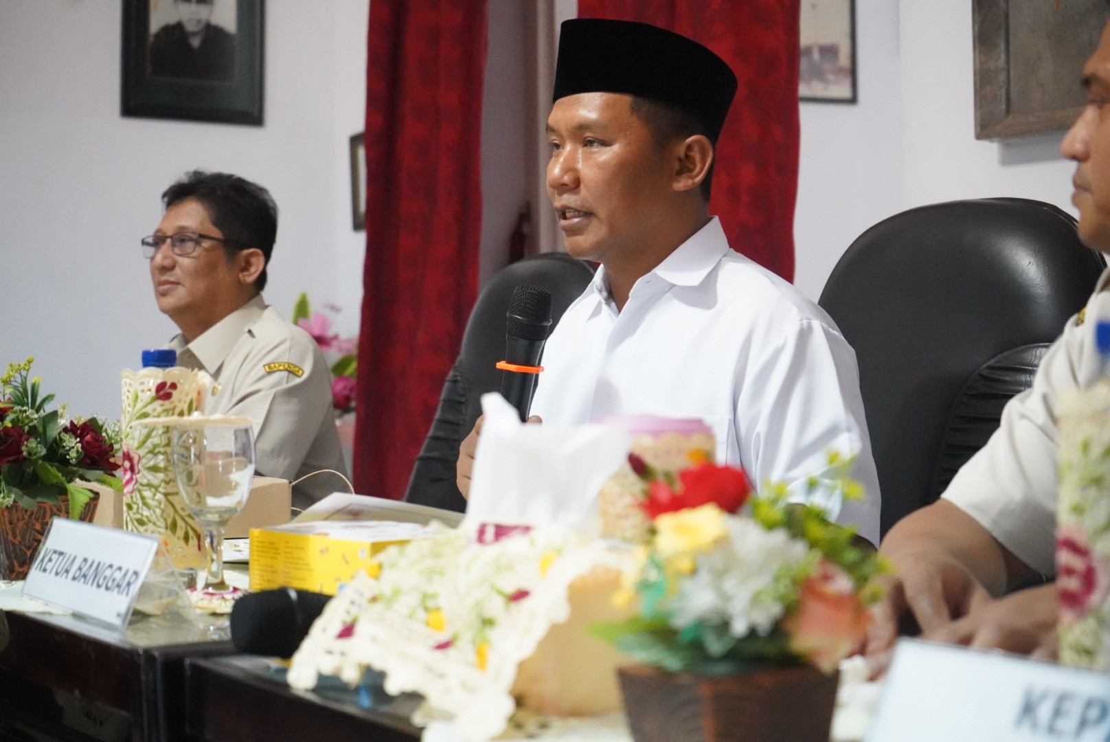 Anggota Badan Anggaran (Banggar) Basuki Babussalam menjaring aspirasi melalui kunjungannya ke UPT Bapenda Provinsi Jawa Timur di Kota Kediri dan DPRD Kota Kediri.