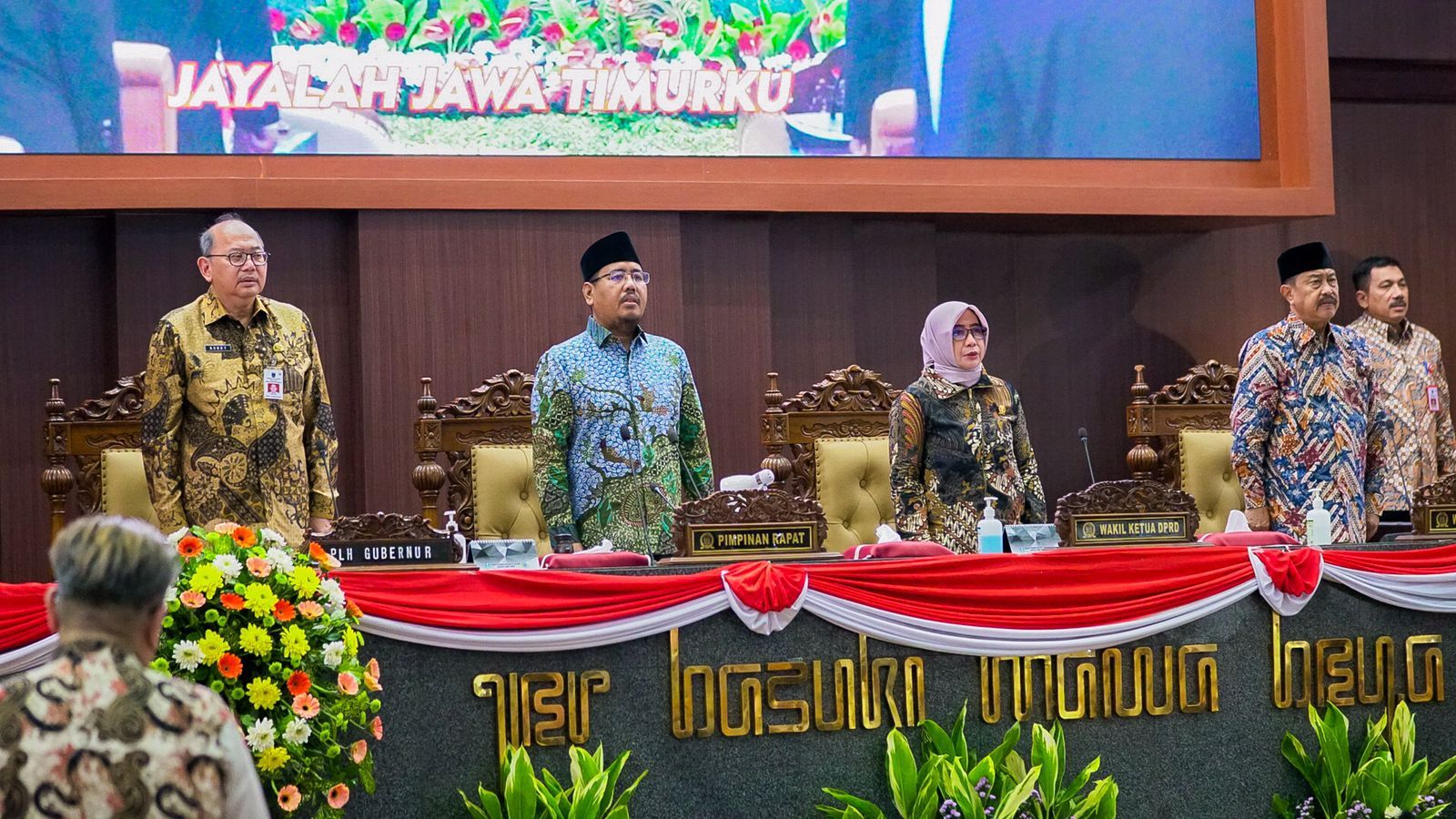 Paripurna tentang Raperda kawasan Tanpa Rokok yang dipimpin oleh Anwar Sadad