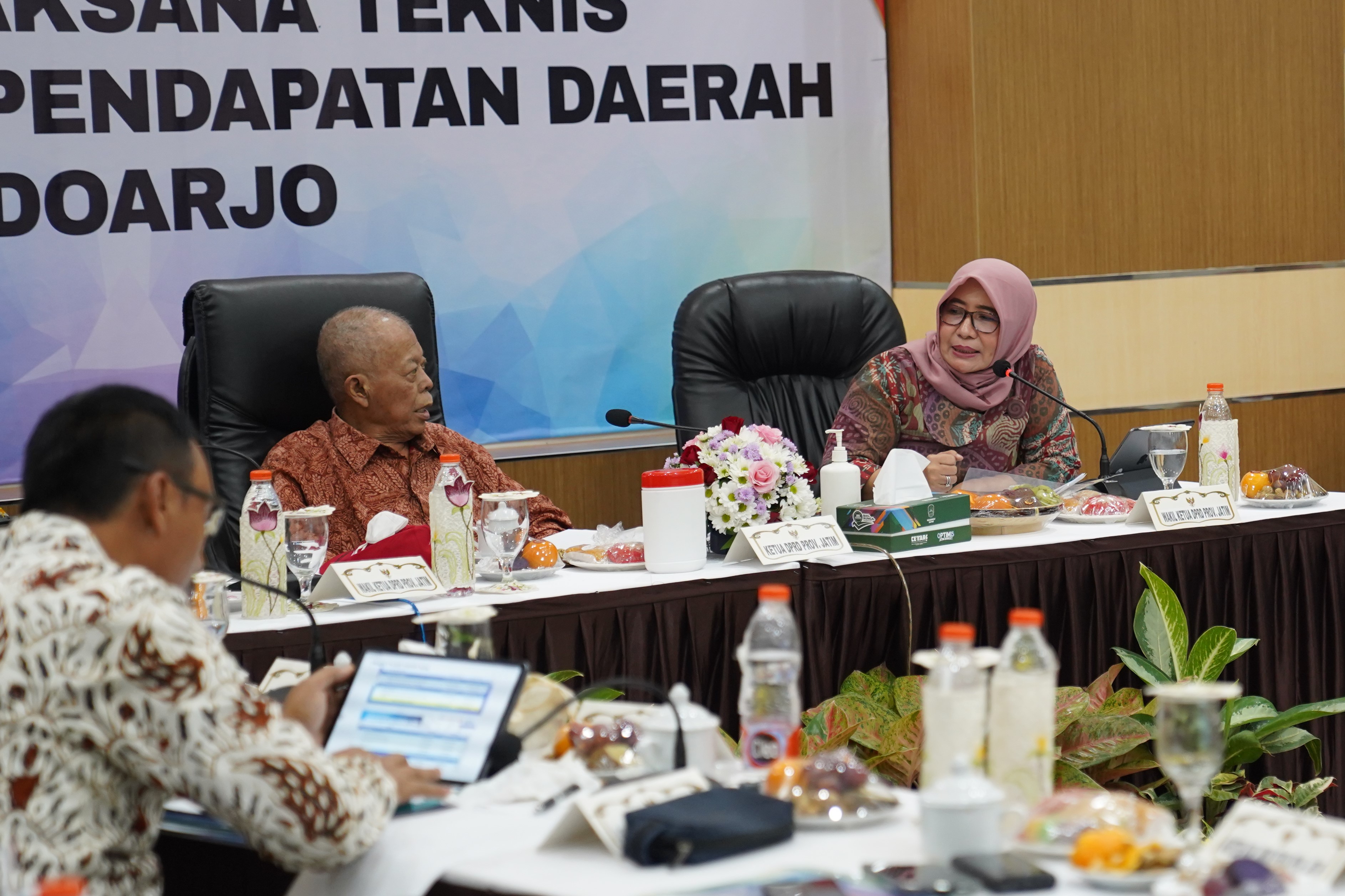 Wakil Ketua DPRD Provinsi Jawa Timur Anik Maslachah mengaku optimis penyelesaian Rancangan Perda tentang Pertanggungjawaban Pelaksanaan APBD Provinsi Jawa Timur Tahun Anggaran 2023.