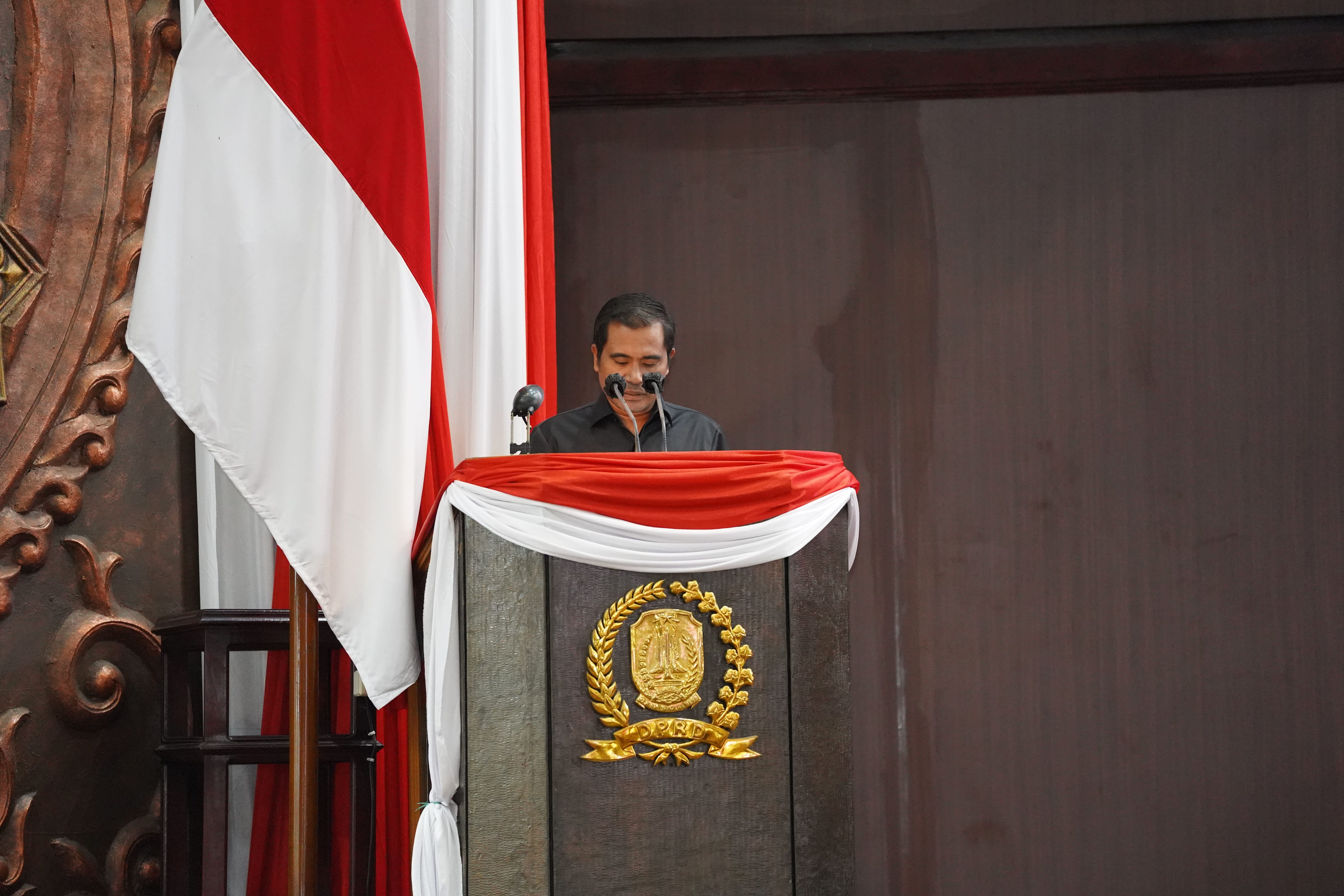 Jubir Banggar DPRD Jatim Mathur Husyairi