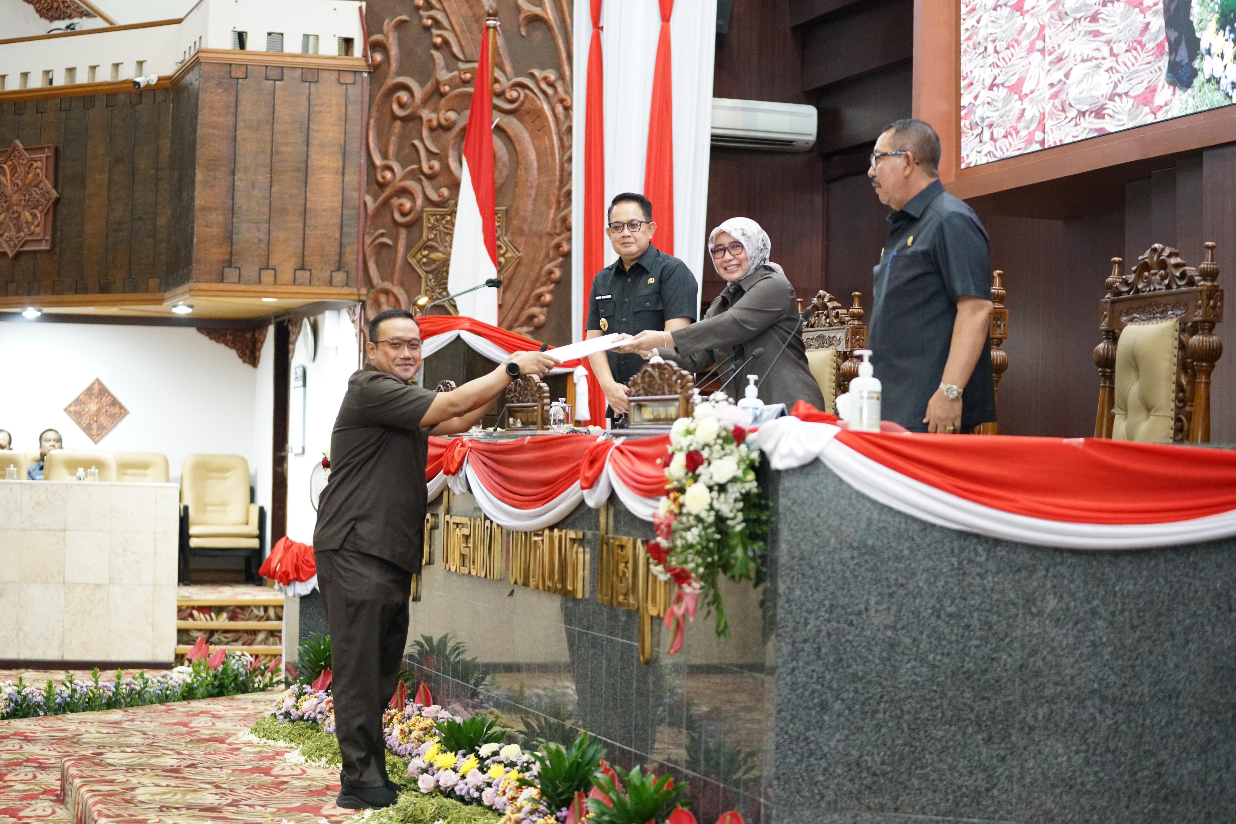 Jubir Fraksi Partai Golkar DPRD Jatim Blegur Prijanggono