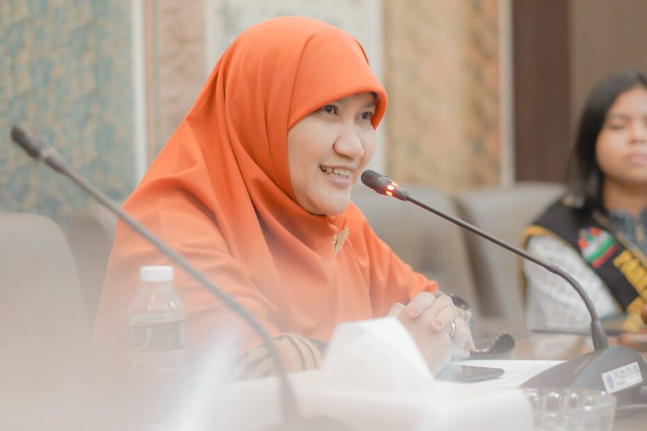 Anggota komisi C DPRD Jawa Timur Lilik Hendarwati