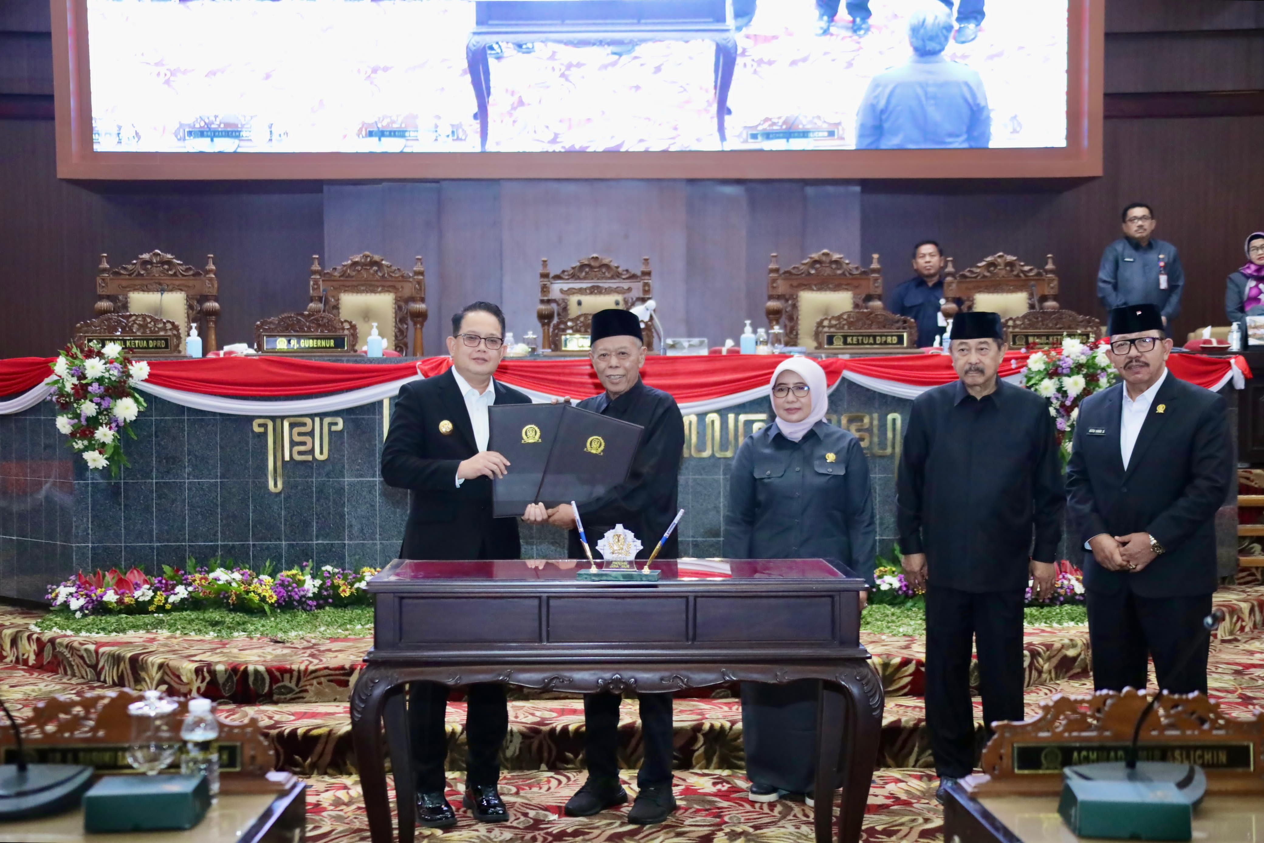 Dewan dan eksekutif setujui Raperda RPJD tahun 2025-2045