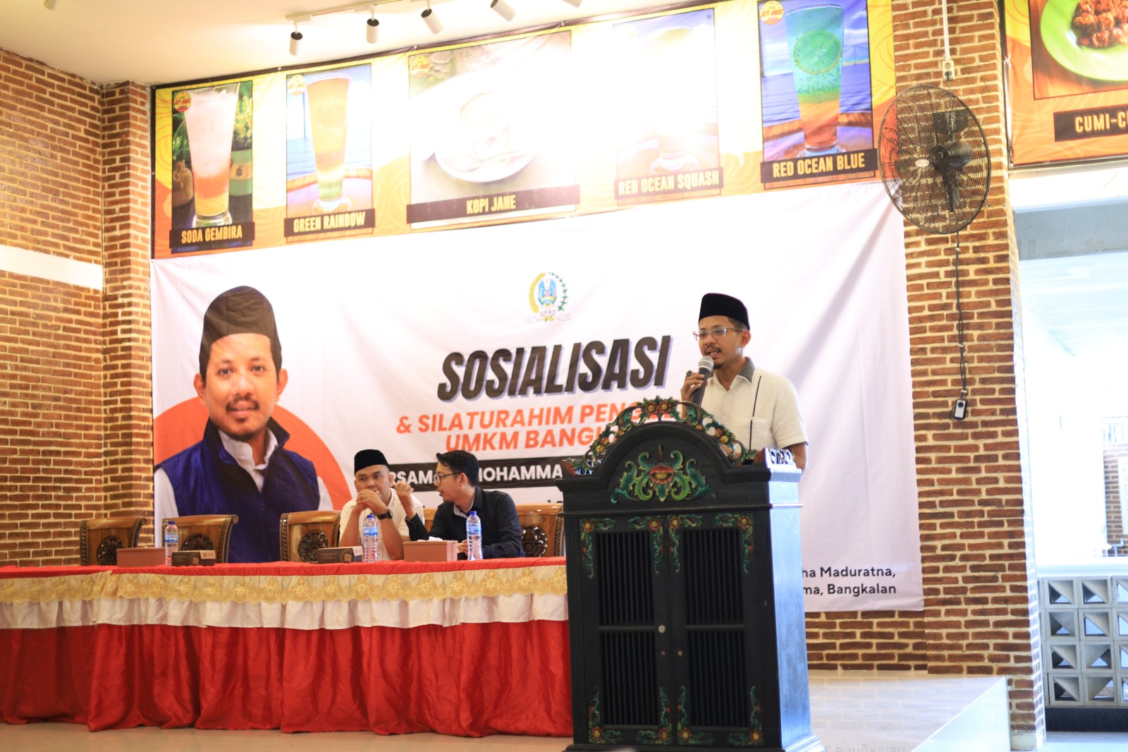 H. Mohammad Nasih Aschal, M.Pd., Anggota DPRD Provinsi Jawa Timur Fraksi Partai NasDem