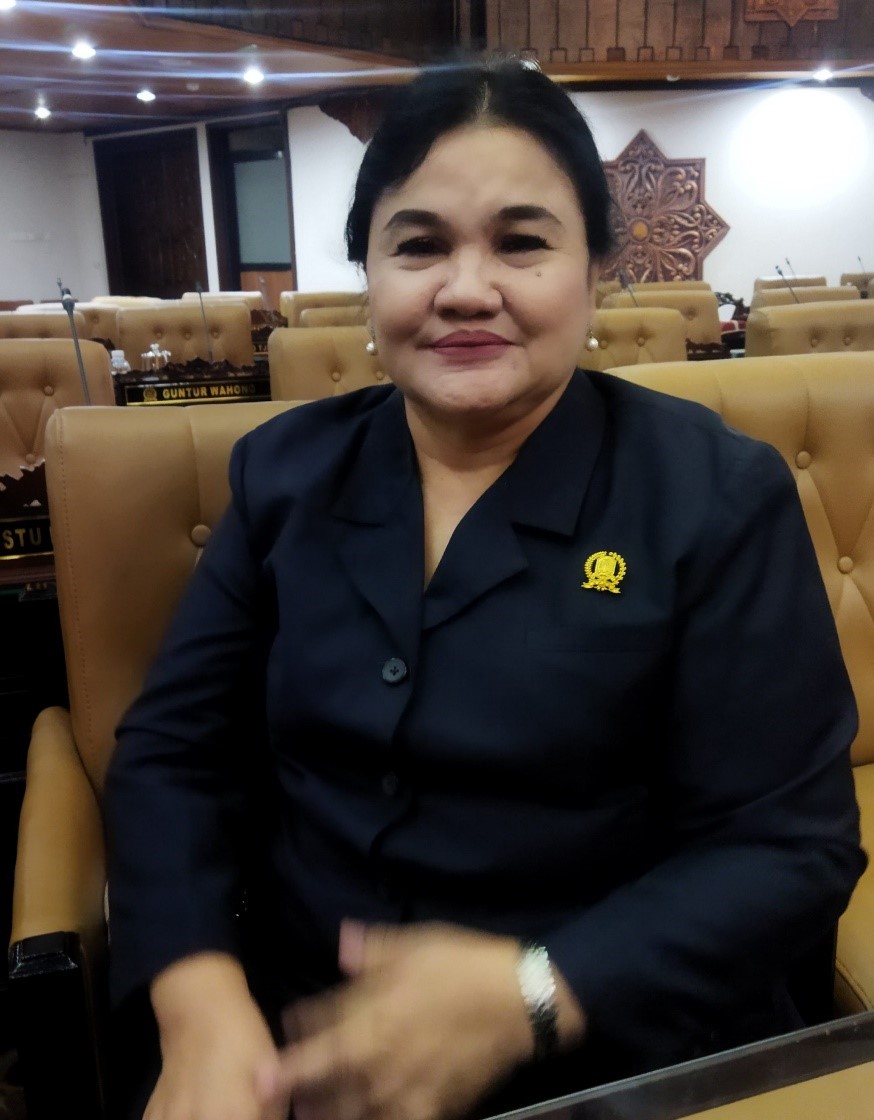 Hari Putri Lestari SH, MH, anggota komisi E, DPRD Provinsi Jatim