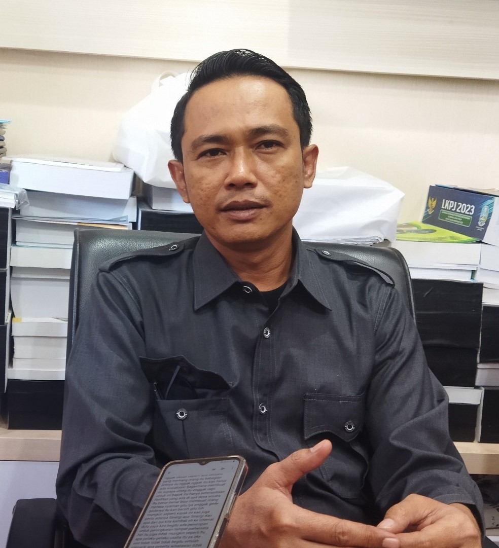 Anggota DPRD Jatim dari Fraksi Nasdem Deni Prasetya