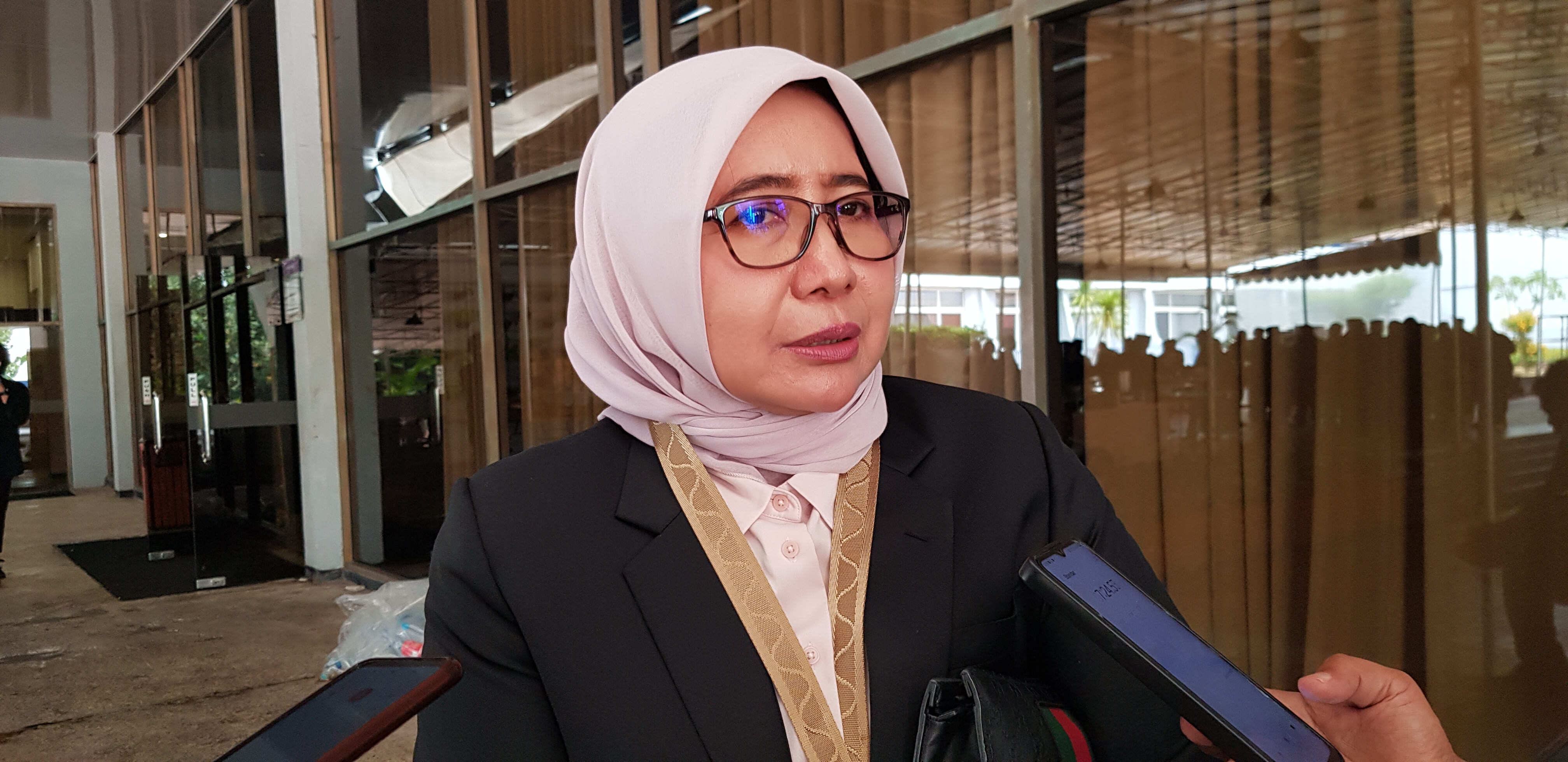 Ketua sementara DPRD Jatim, Anik Maslachah