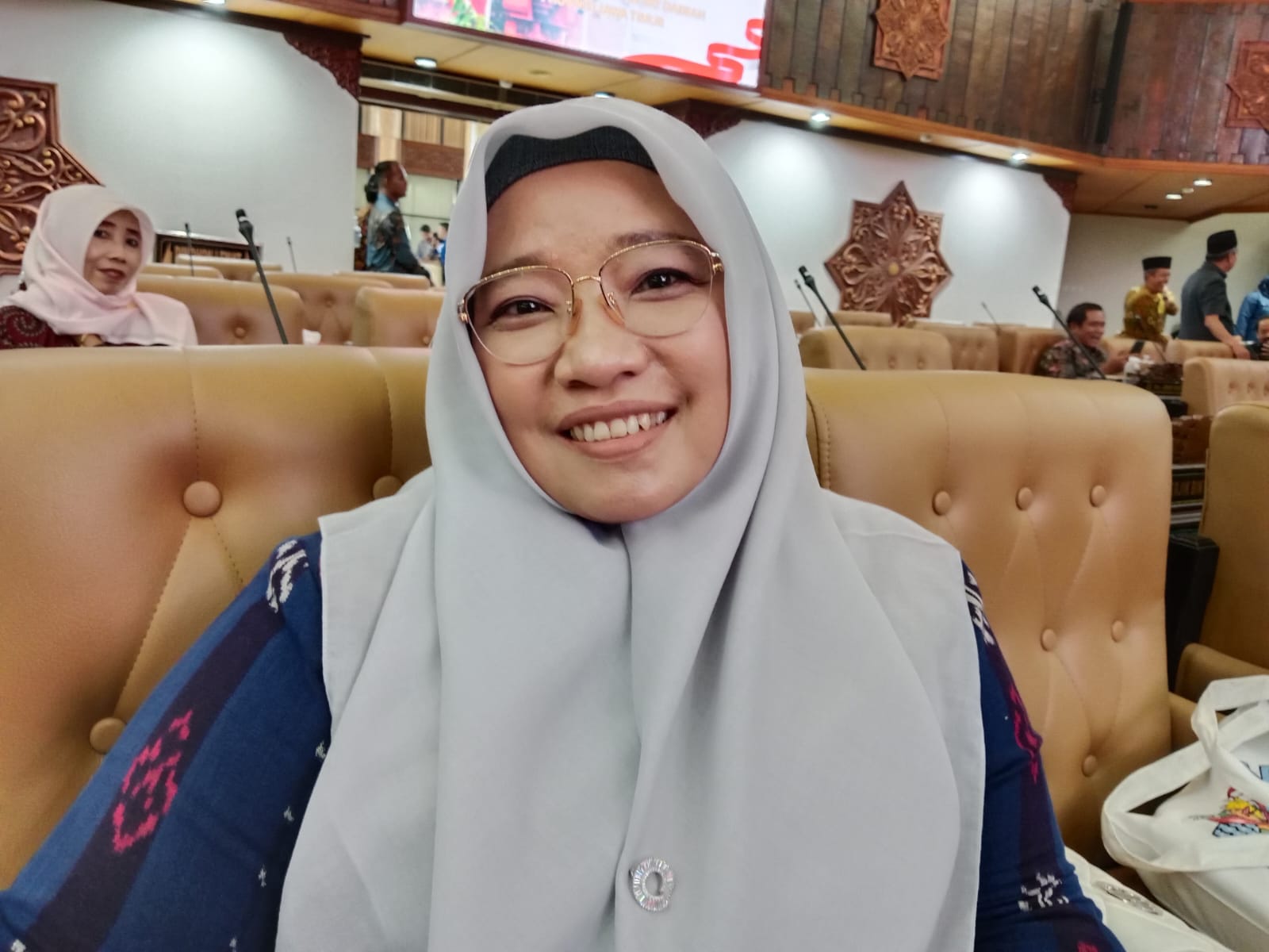 Anggota DPRD provinsi Jatim Hikmah Bafaqih MPd