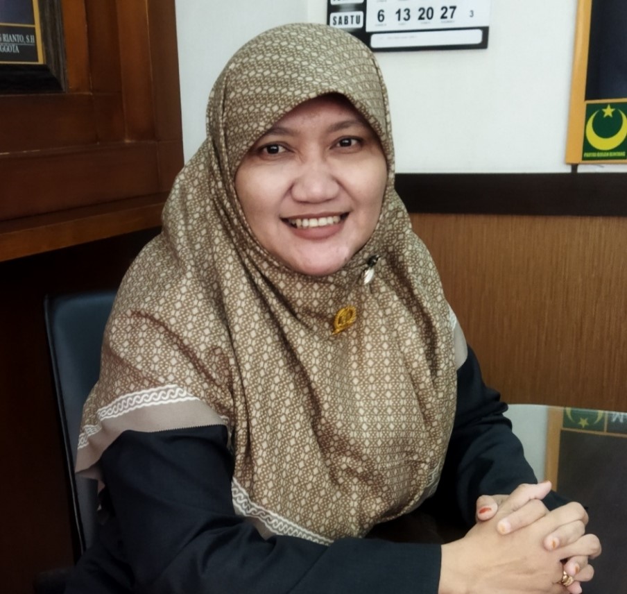 Anggota DPRD Provinsi Jatim Hj Lilik Hendarwati