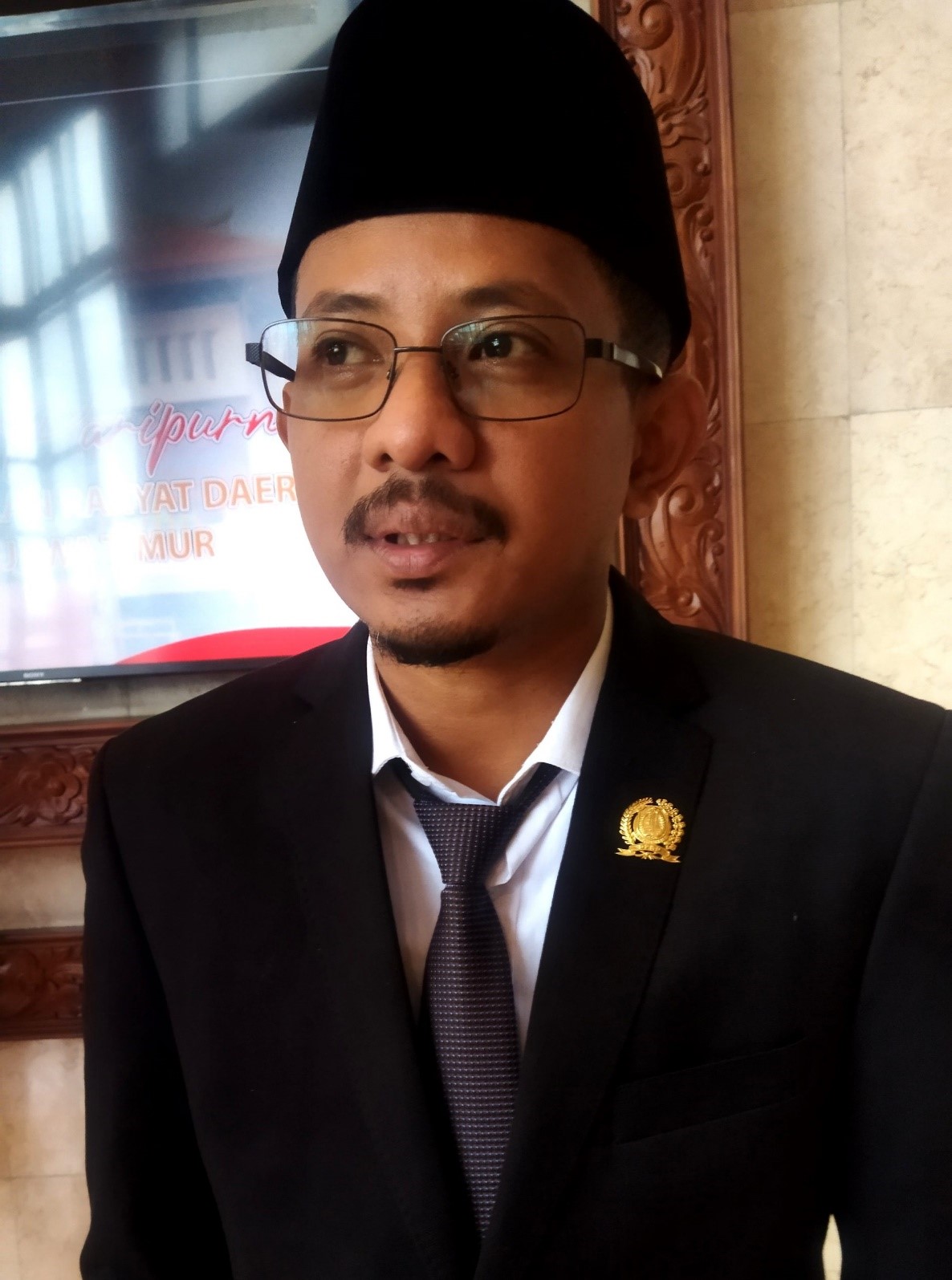 Anggota DPRD Jatim  H. Mohammad Nasih Ascall M. Pd.