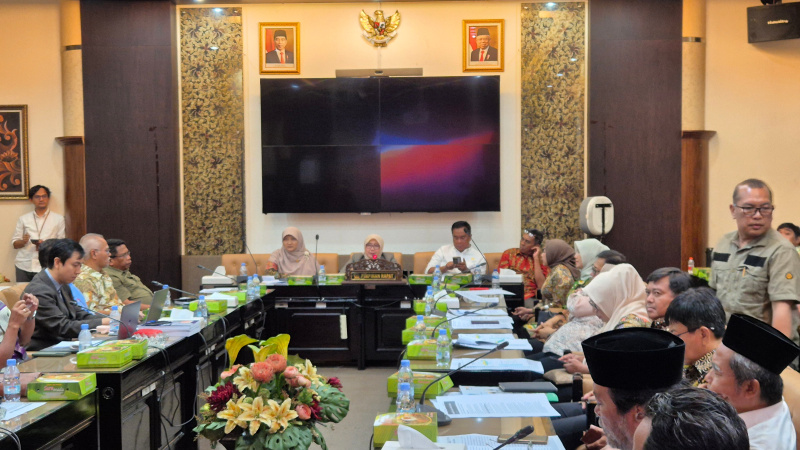 Terima Keluhan Korban Reklamasi, Lilik Hendarwati Sesalkan Dinas Terkait Tidak Dilibatkan