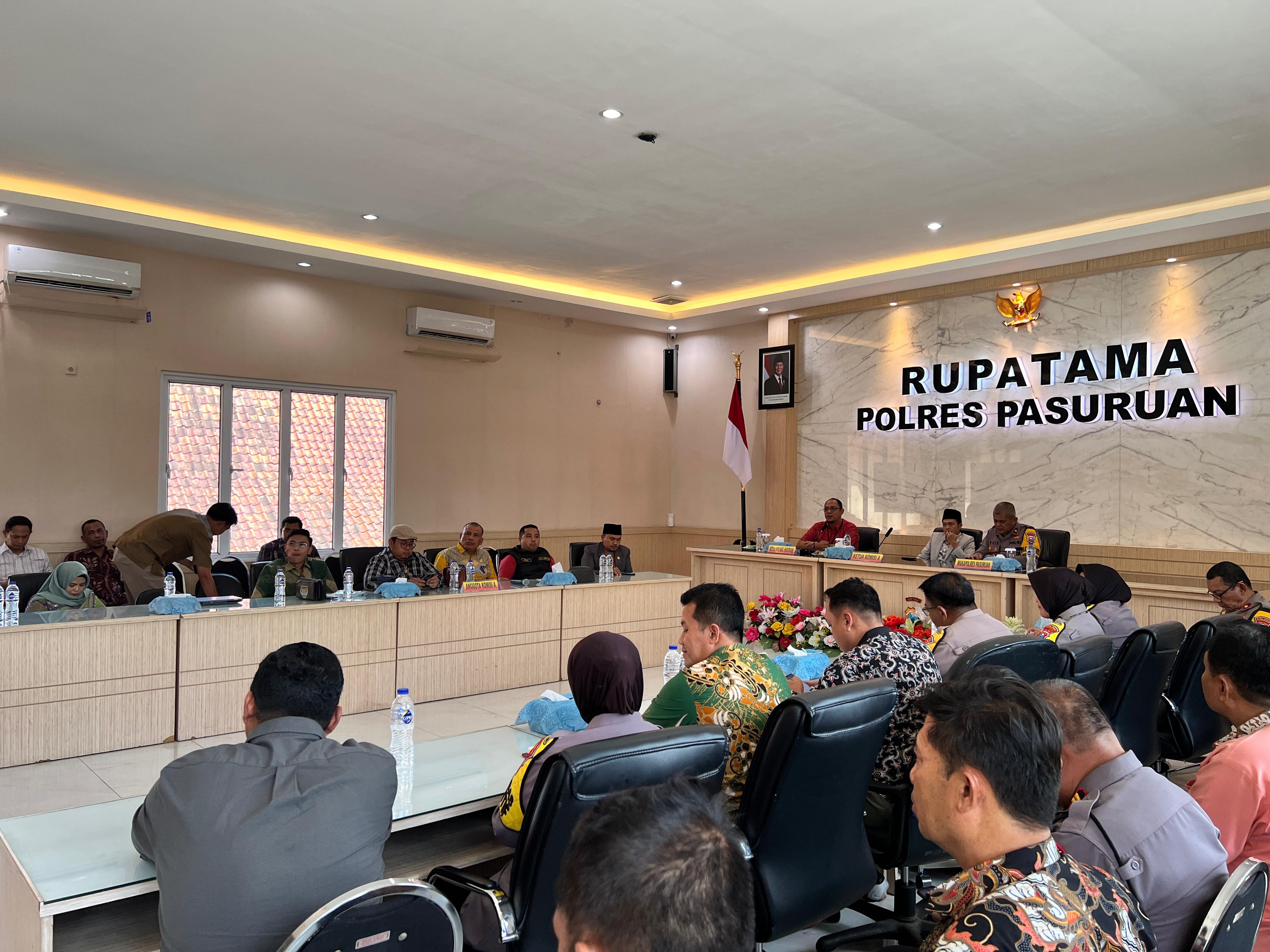 Ketua Komisi A, Dedi Irwansya