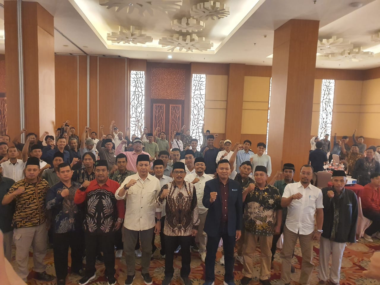 Ketua DPRD Jatim Musyafak Rouf
