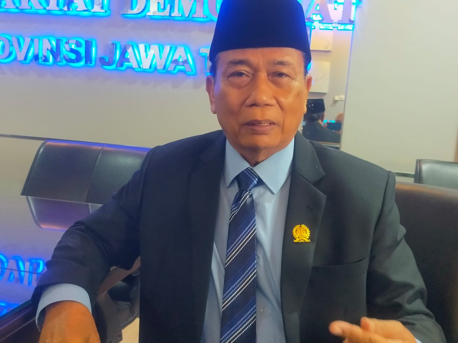 Anggota komisi E DPRD Jawa Timur Rasiyo