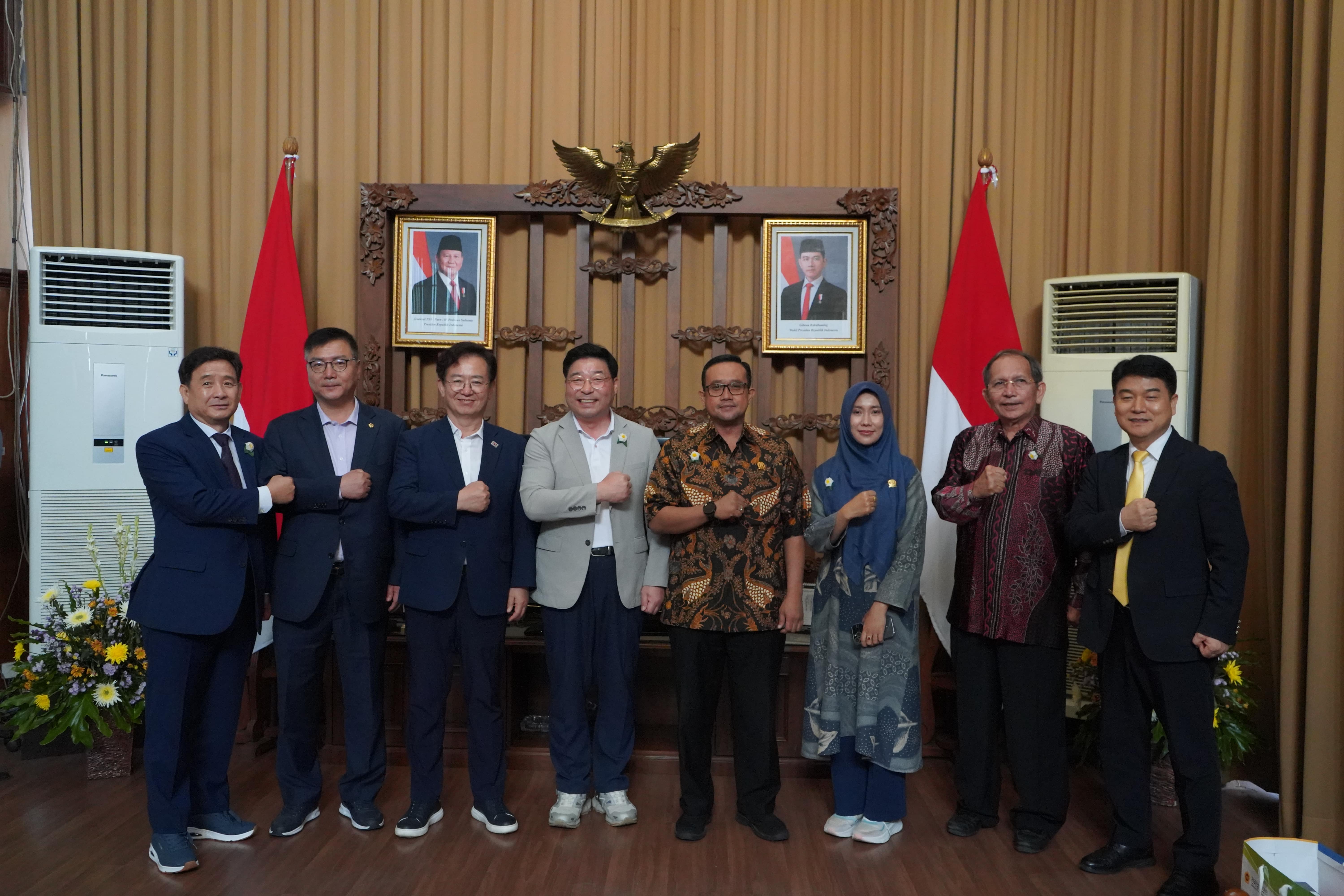 DPRD Jawa Timur Terima Kunjungan DPRD Korea Selatan