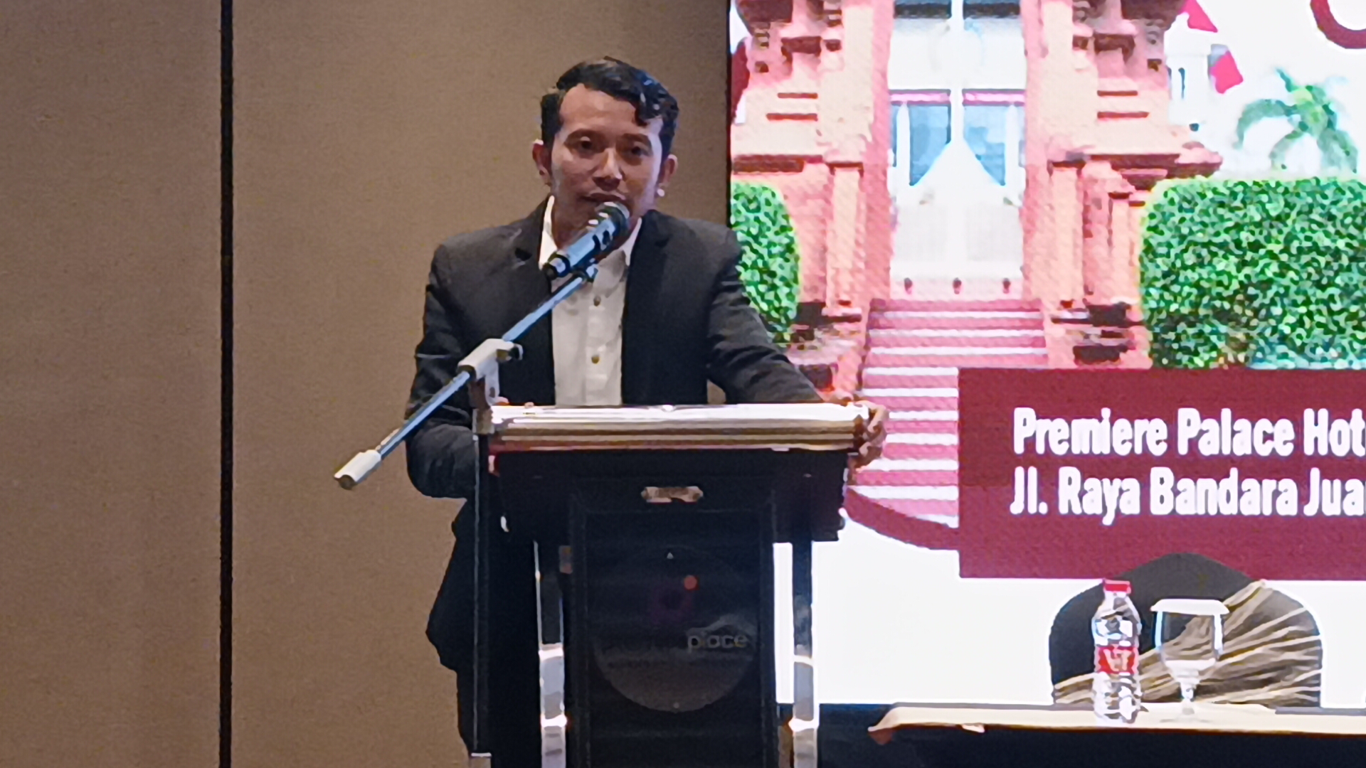 Ketua Komisi C DPRD Jatim, Adam Rusdi