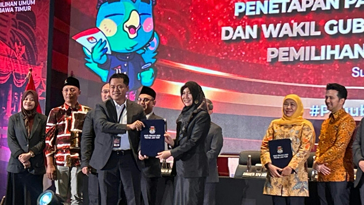 Wakil Ketua DPRD Jatim Sri Wahyuni