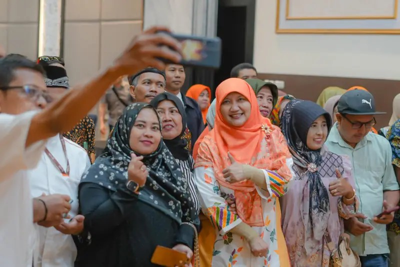 Anggota DPRD provinsi Jawa Timur Lilik Hendarwati