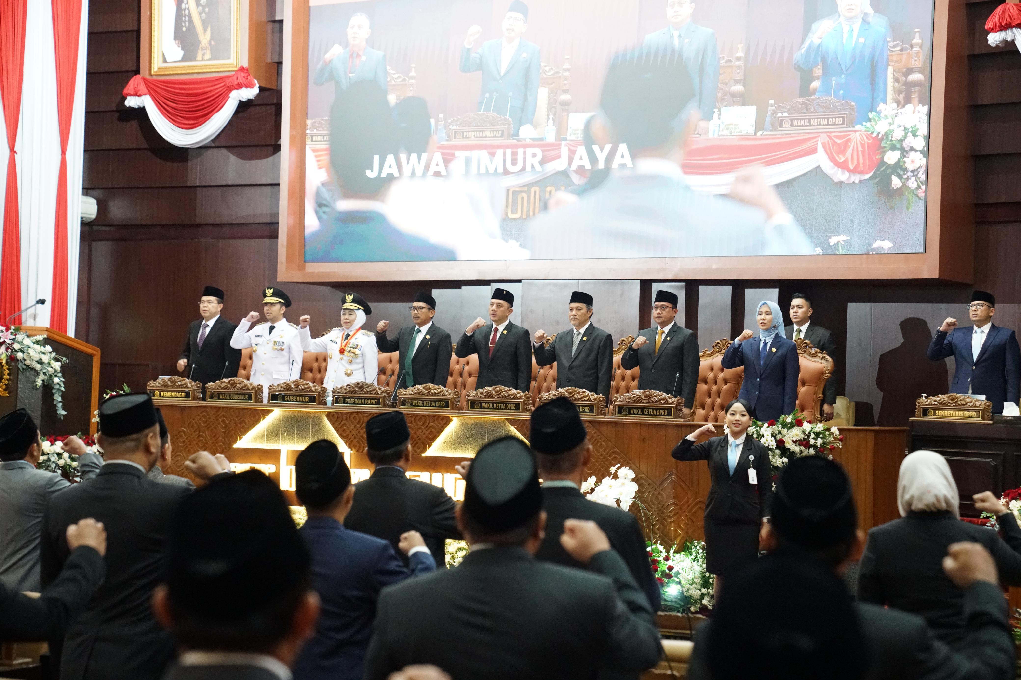 Wakil ketua DPRD provinsi Jatim Blegur Prijanggono SH