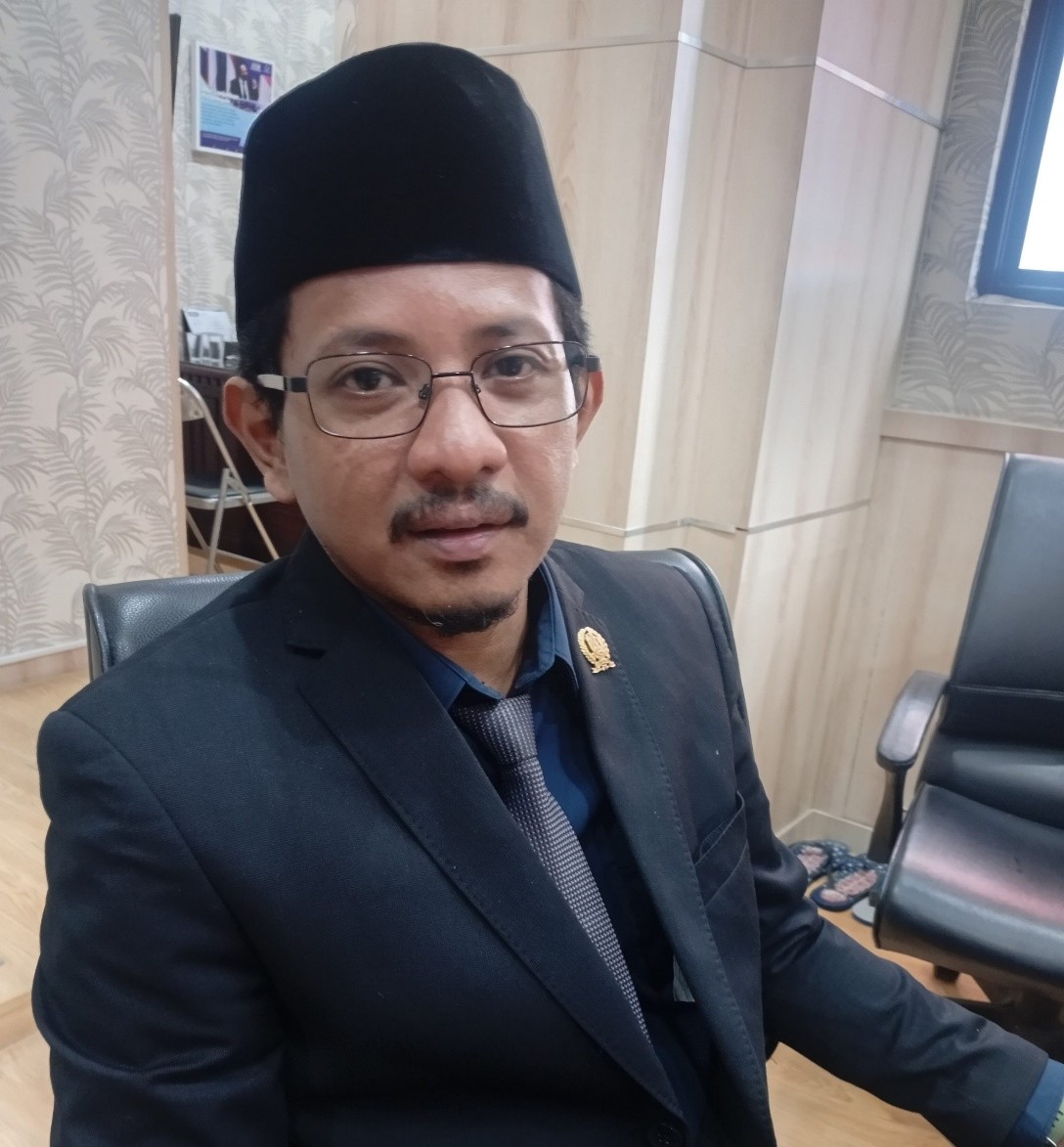 HM Nasich Aschall M. Pd, Ketua Fraksi Nasdem DPRD ProvinsinJatim
